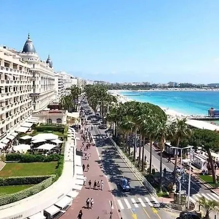 Vieux - 4 Couchages - 6 Min Du Palais Des Festivals 칸느